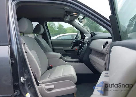 2013 Honda Pilot Lx z USA, uszkodzony, nr VIN 5FNYF4H21DB069690